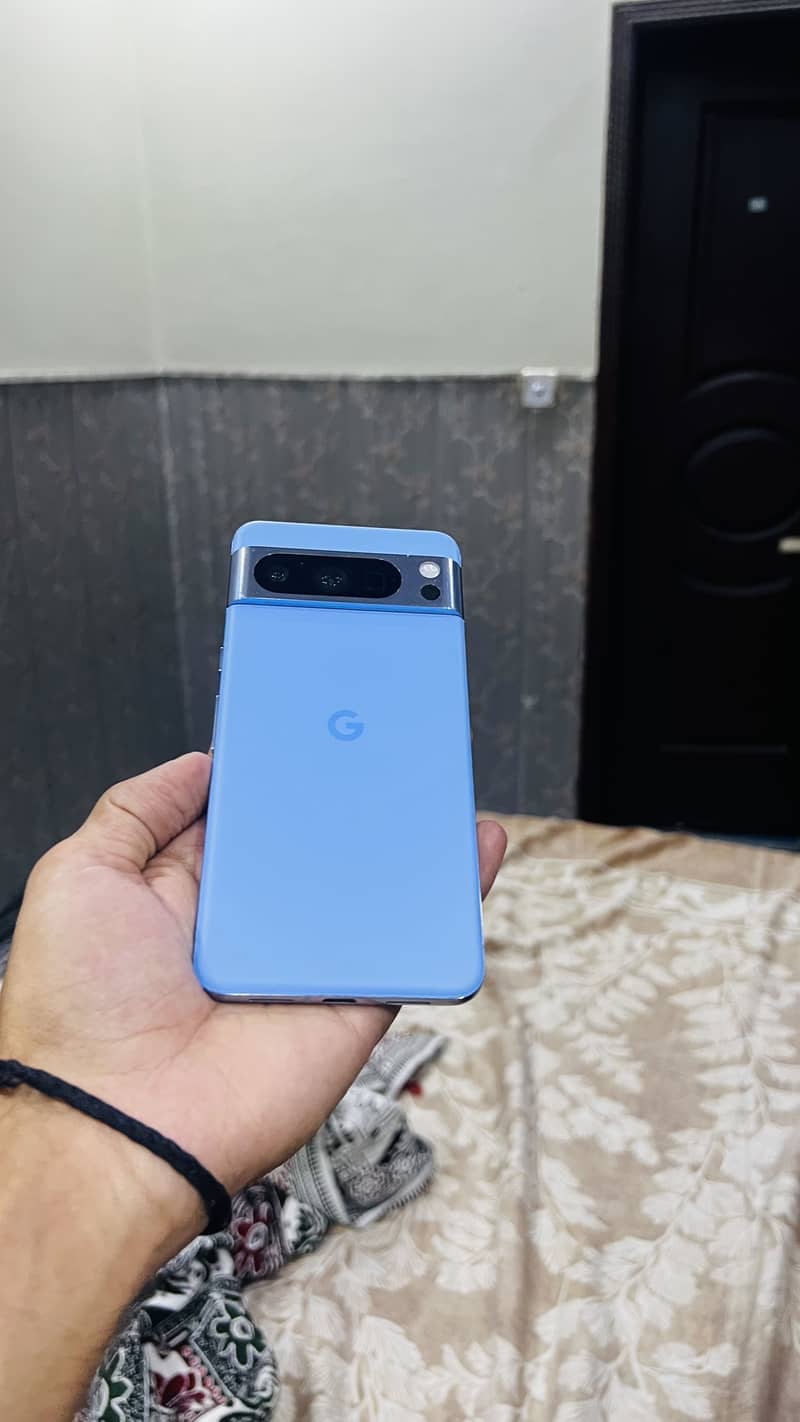 Google Pixel 8 Pro 4