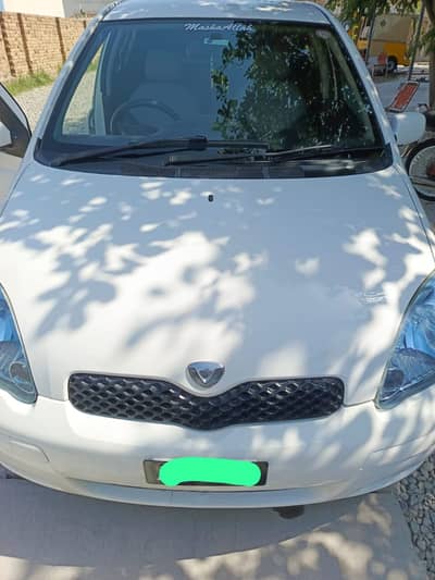 Toyota Vitz 2004