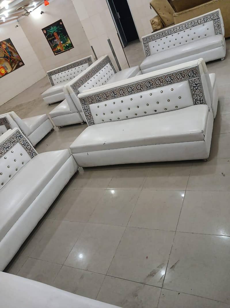 three seater sofa 0