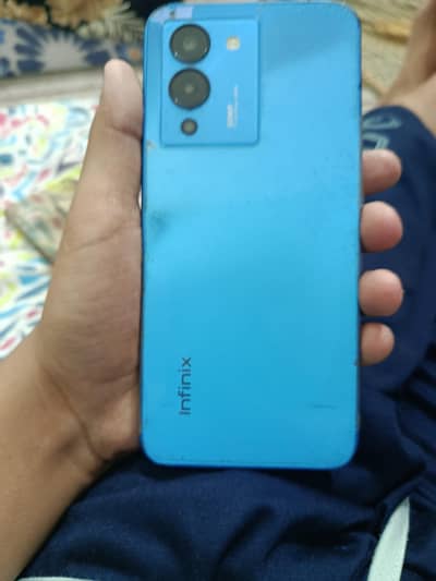 Infinix Hot 12