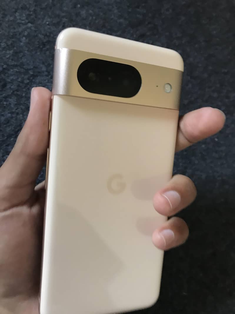 Google Pixel 8 1