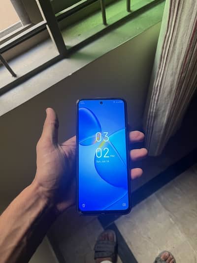 Infinix hot 12