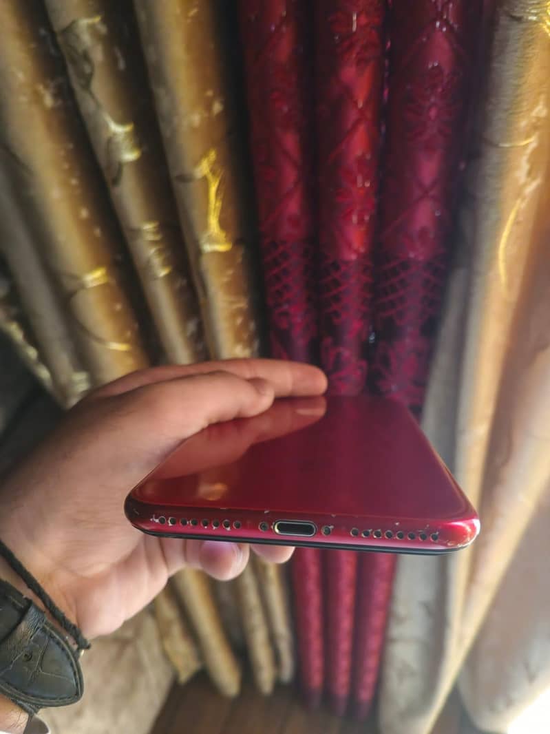 Apple iPhone 8 Plus 7