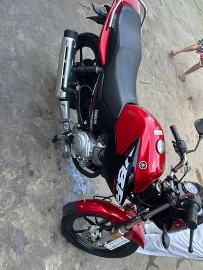 YBR 125 10/10 condition complete genuine