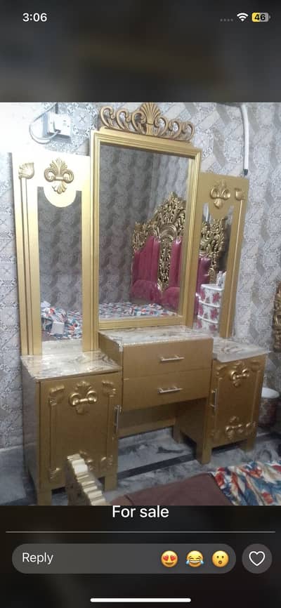 Dressing Table, Almost un touched. . Fresh condition. . Best Quality. .