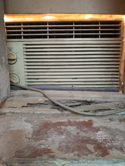 Smart Window AC Good Working condition