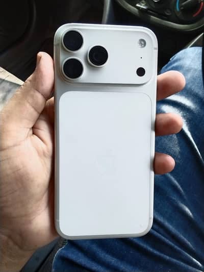 Apple iPhone 17 Pro Max 256 gb. pta approved.