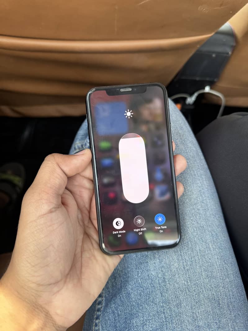 iPhone 11pro 7