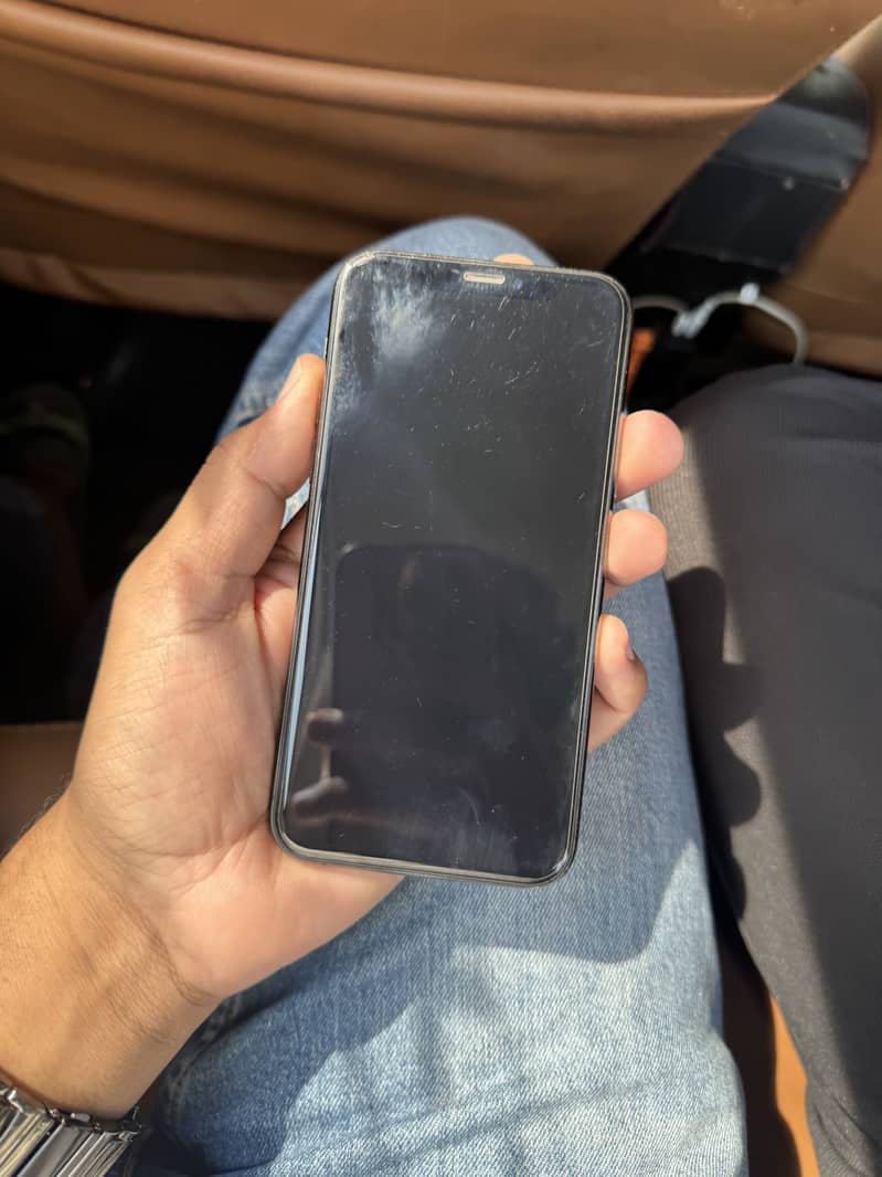 iPhone 11pro 8