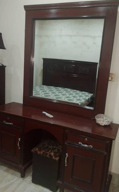 mirror 2 tables small diwan sofa