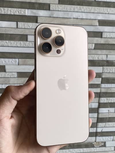 Apple iPhone 16 Pro Max