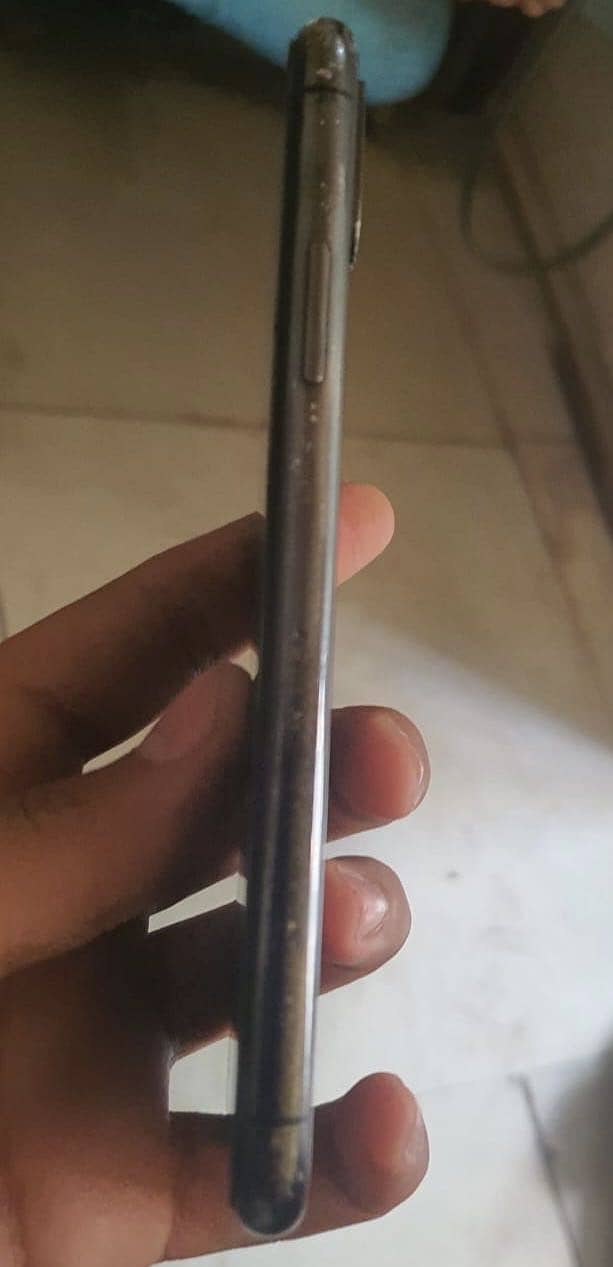 Apple iPhone X 2