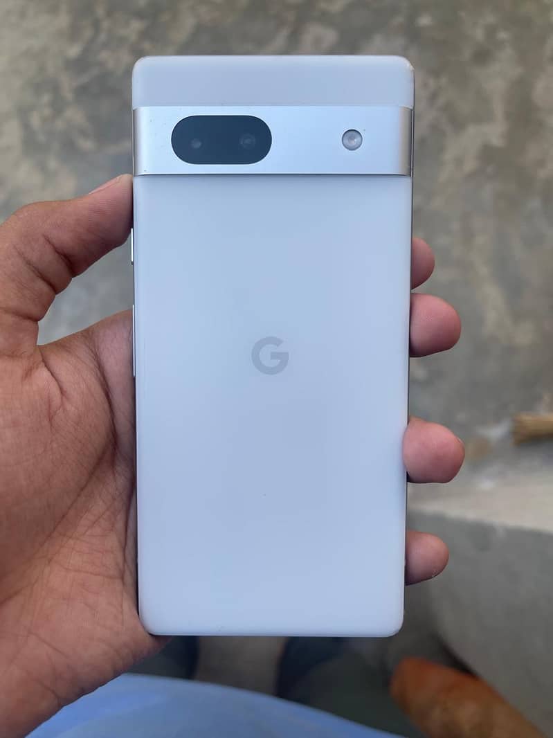 Google Pixel 7a 2