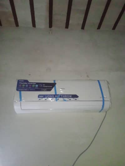 Haier AC DC invater 1.5ton whtsaap 0319//2144//599
