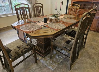 Deco paint dining Table with 6 wooden chairs