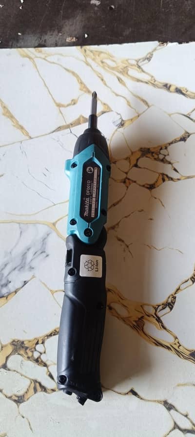 ORIGINAL Makita Japan mini screw driver
