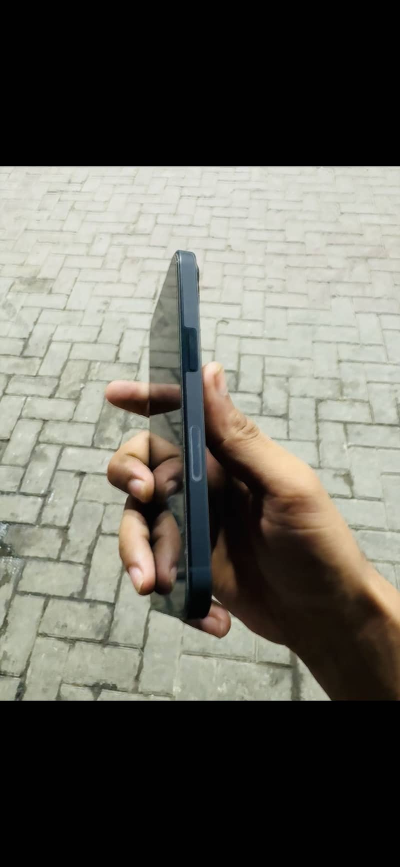 Apple iPhone 13 4