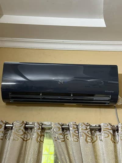 Haier 1.5 Ton DC Inverter AC (Pearl Series) – Excellent Condition
