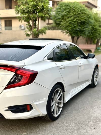 Honda Civic Oriel 2017