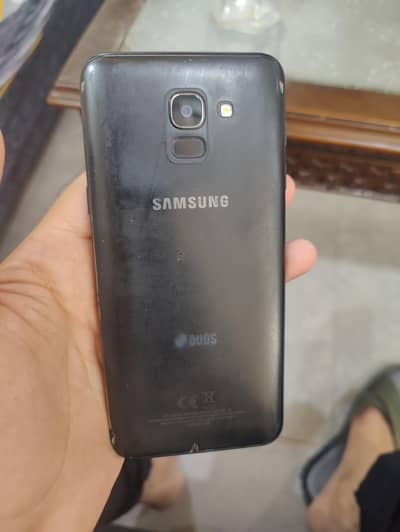 Samsung Mobile J6
