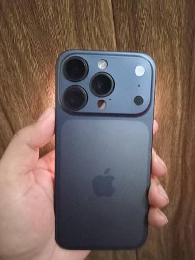 Apple iPhone 15 Pro 128Gb JV with Box