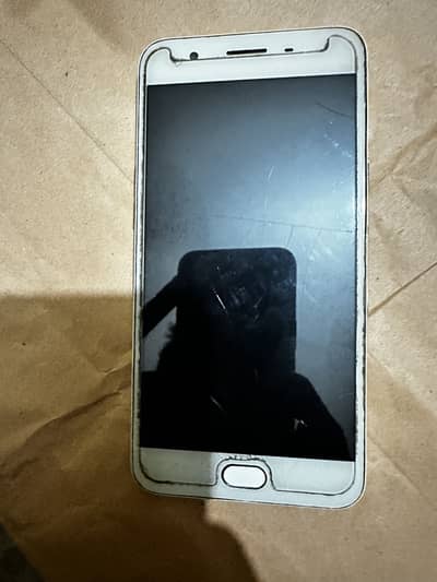 OPPO F1s