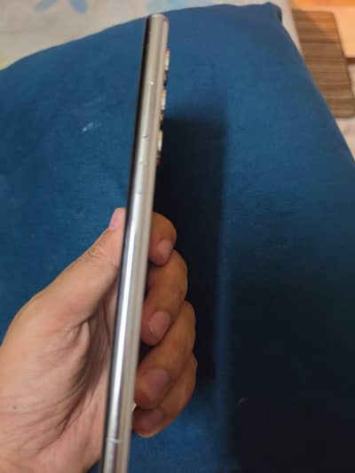 Samsung Mobile S22 Ultra