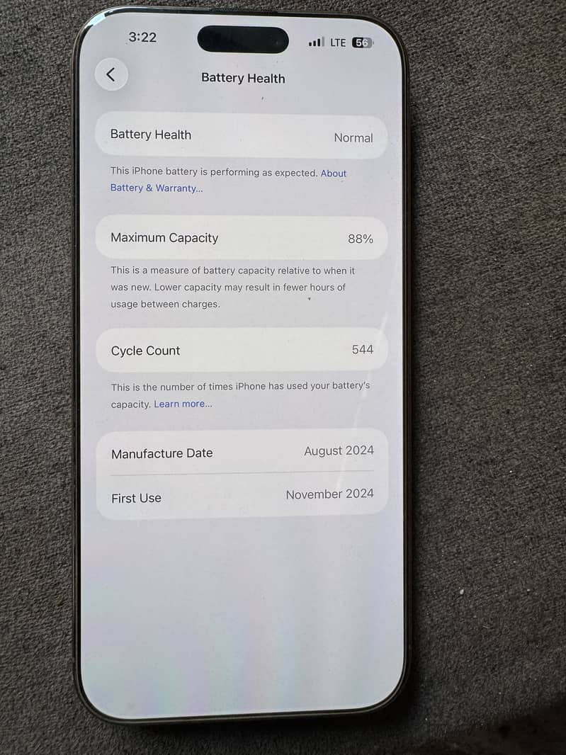 iPhone 16 pro max 0