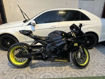 Extraordinary Suzuki GSXR 750 2013 Reg 2017 Untouch
