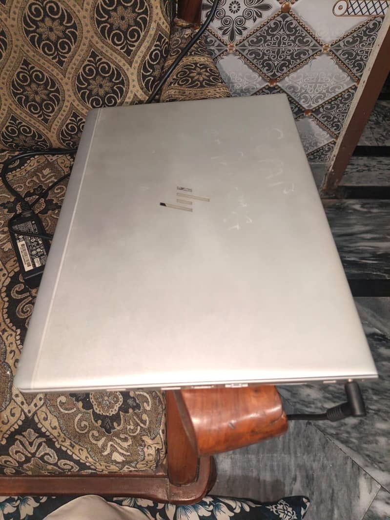 Laptop 4