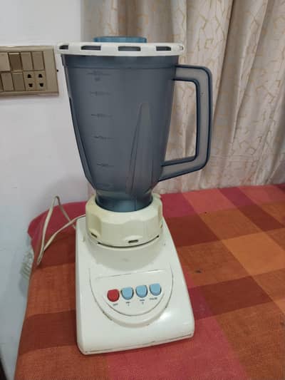 good condition juicers blender