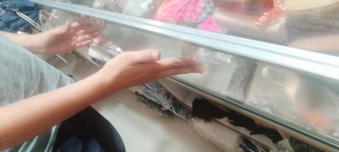 mirror counter
