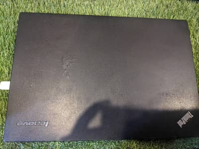 laptop 8/256SSD   i5 5 ha