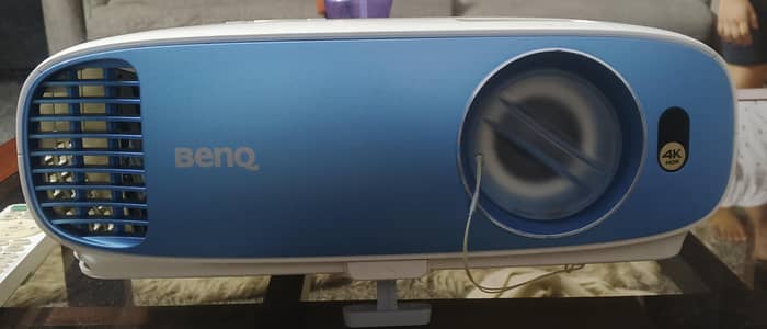 BenQ tk800m read the details first , Klipsch,denon,speakers