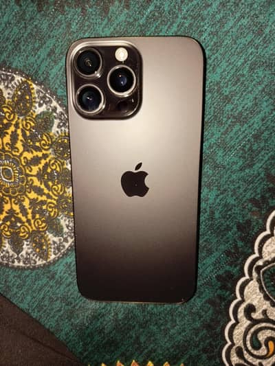 Apple iPhone 16 Pro Max