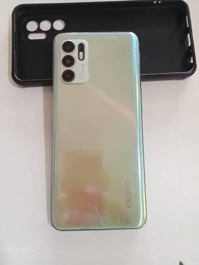 OPPO Reno6