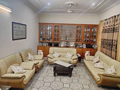 7 seater Sofa in good condition