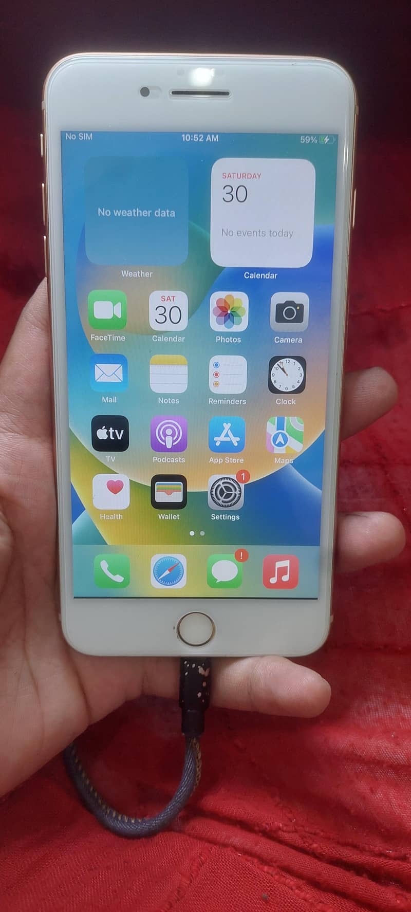 Apple iPhone 8 Plus 0