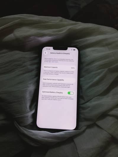 Apple iPhone 14