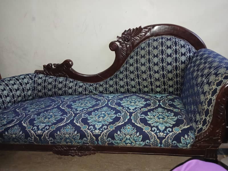 Dewan 0