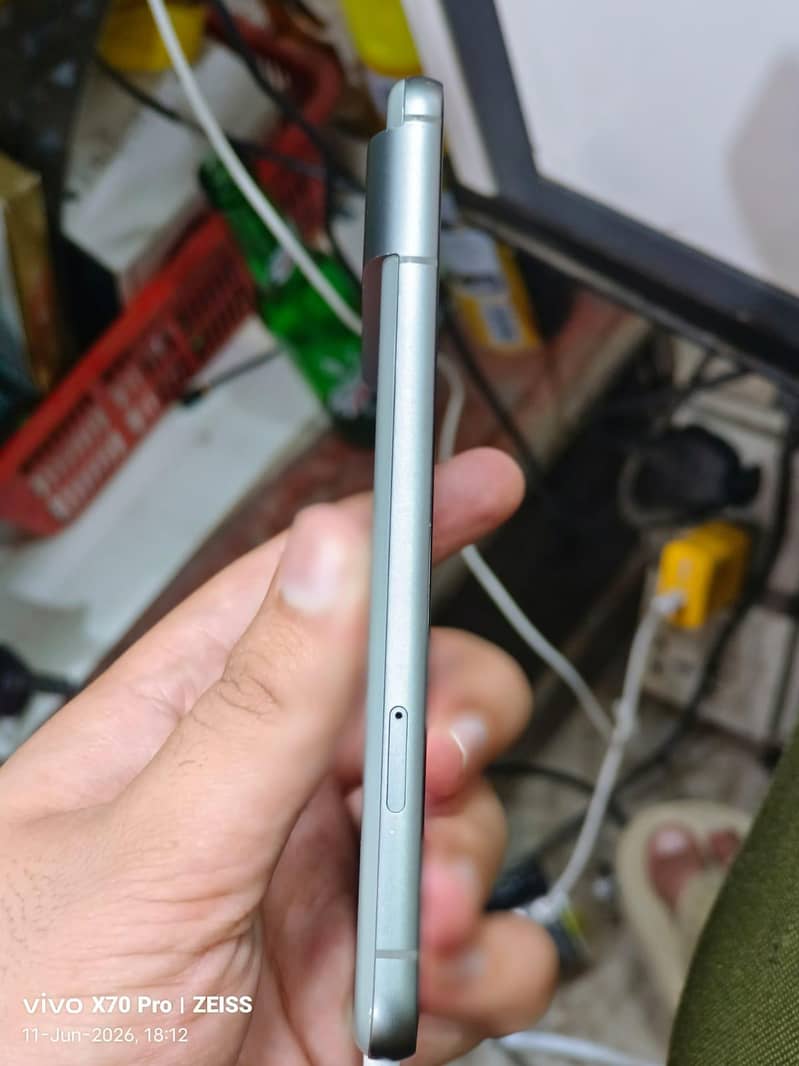 Google Pixel 8 2