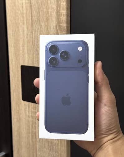 i Phone 17 Pro Non PTA Factory Unlock/ Box Pack