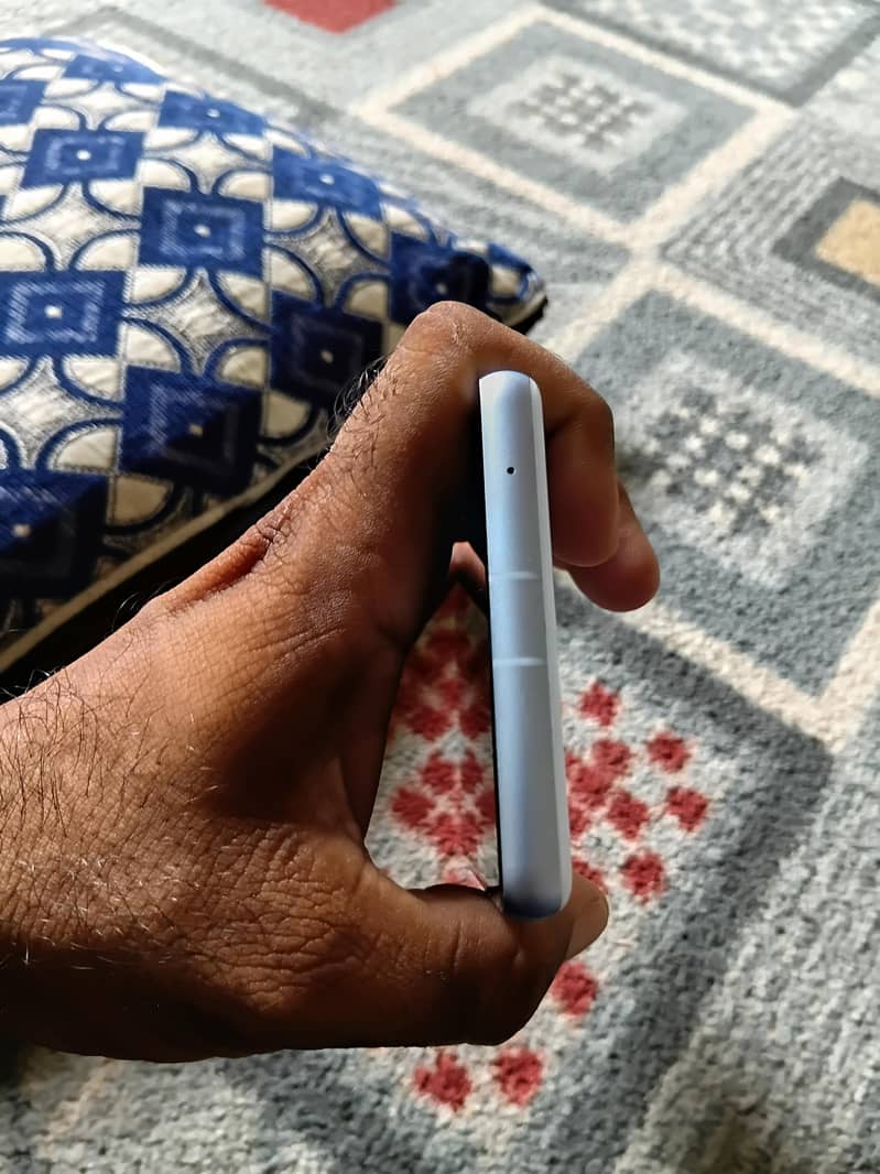 Google Pixel 7a 4