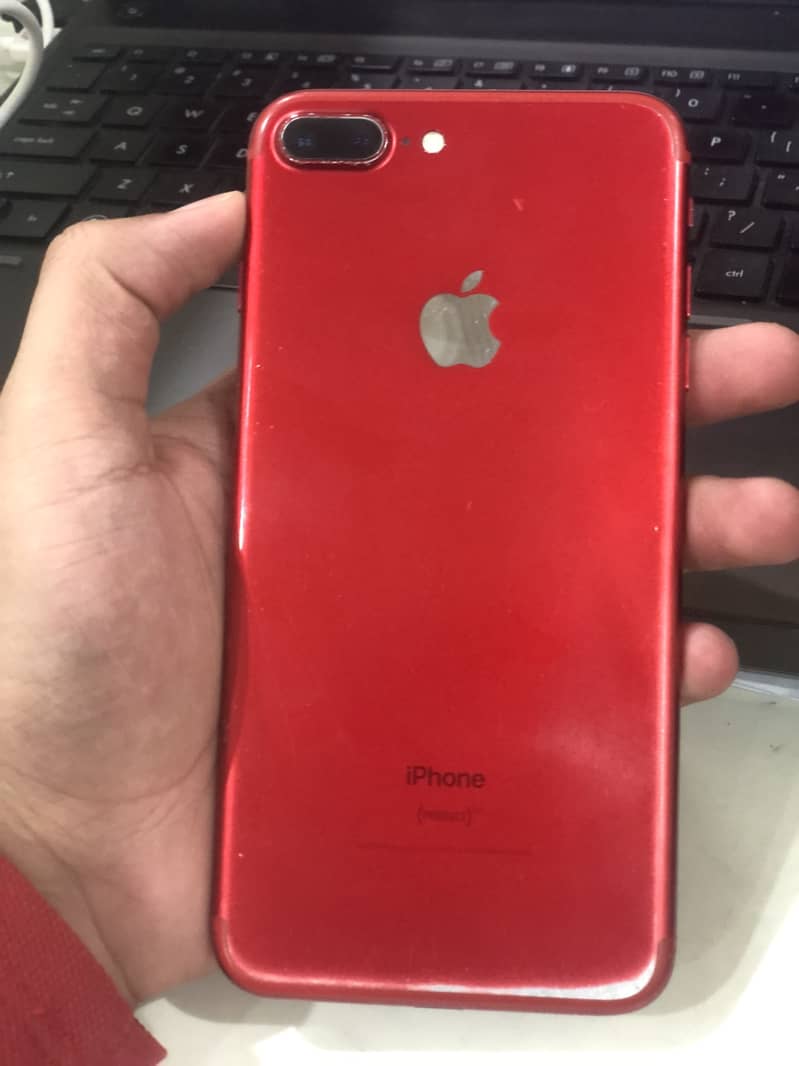 Apple iPhone 7 Plus 1