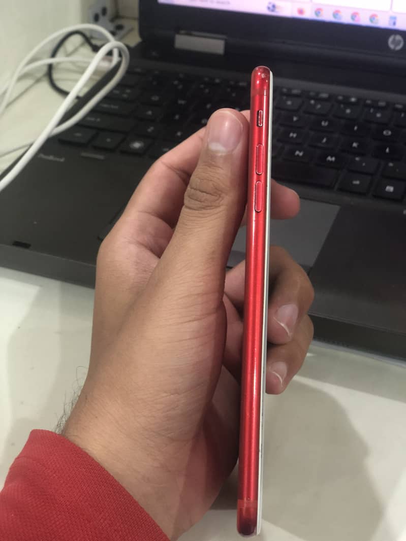 Apple iPhone 7 Plus 5