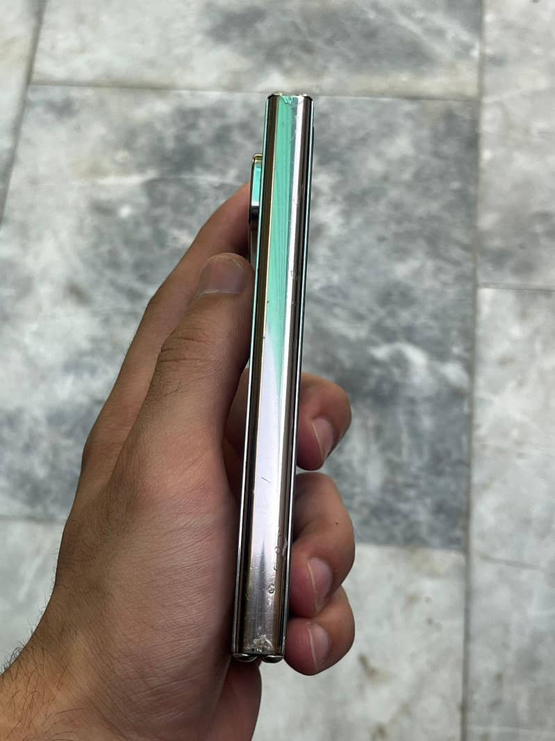 Google Pixel Fold 2