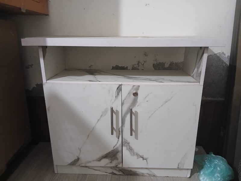 Office table and side table 1