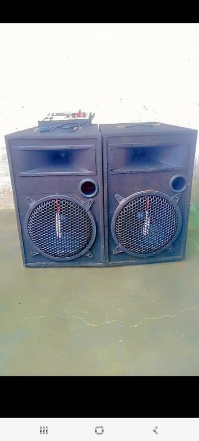 10 inch ka speaker ka set hy