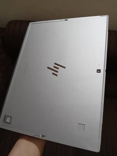 Hp elite x2 g8 i5 11th generation 8/128 condition 10/10
