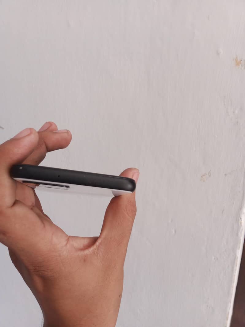 Google Pixel 4 0